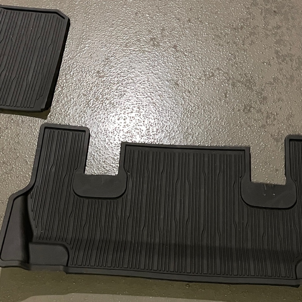 Ford Explorer floor mats 2022-2026 3rd Row for Vehicles with Bucket Seats